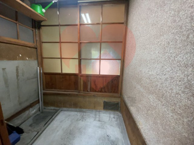  | 堺市堺区石津町1丁平屋