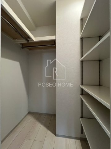 DAIYA STORK阿波座の収納