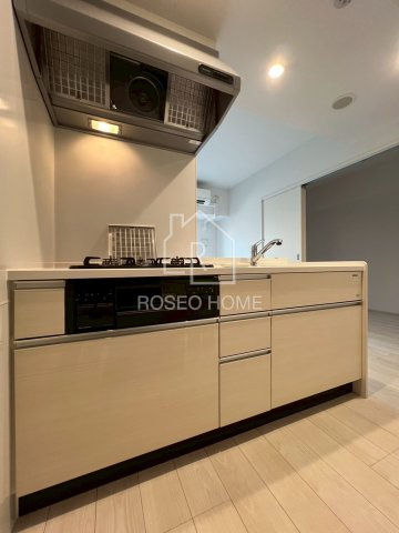 DAIYA STORK阿波座のキッチン