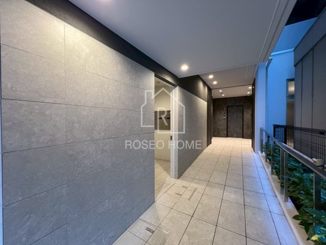 DAIYA STORK阿波座のエントランス