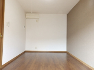 【居間・リビング】 | 松阪市駅部田町2棟売アパート