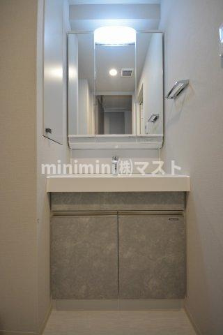 アーバネックス大阪城北の独立洗面台