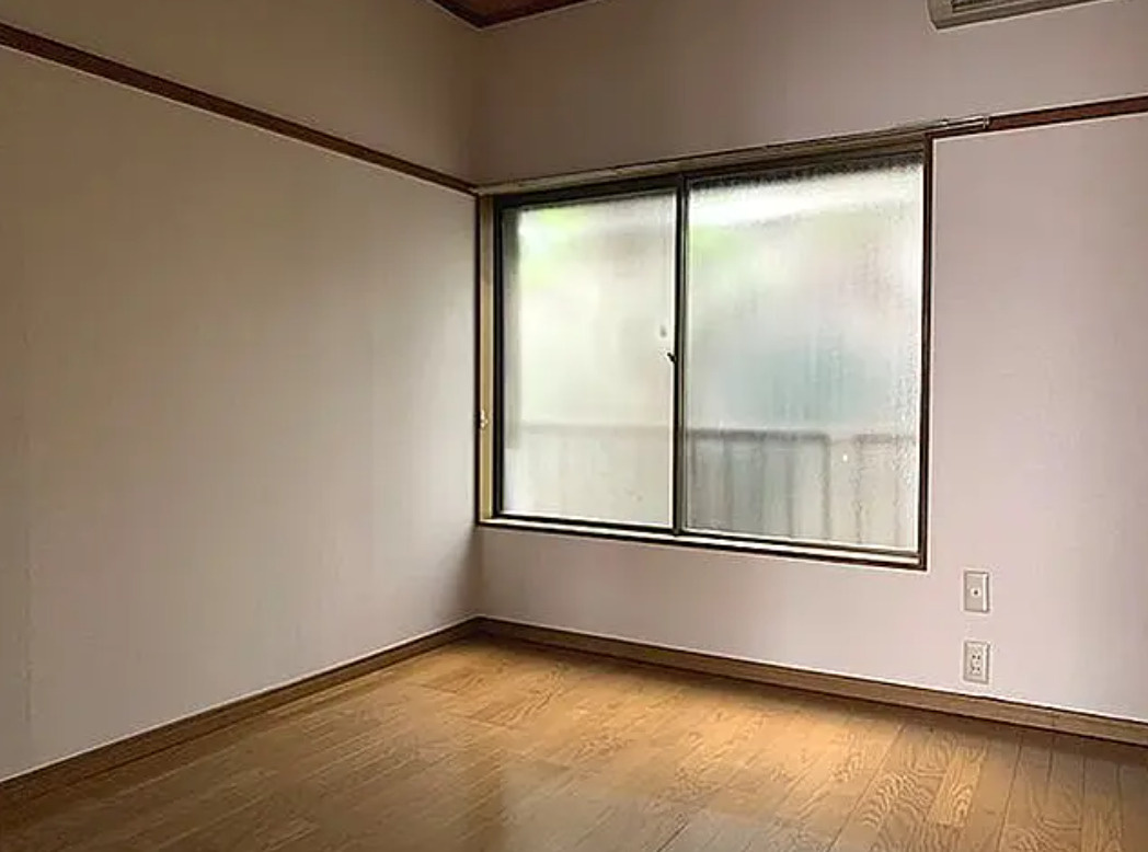 二重登録　横浜市港北区菊名5丁目　一棟アパート　現況満室稼働中の洋室