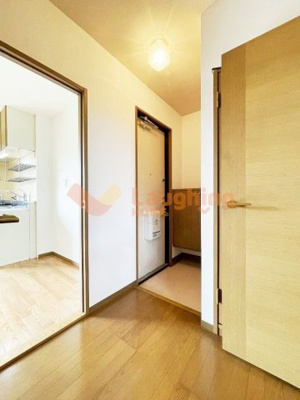 【玄関】 | ハイカムール津福 | ゆったりとした玄関です