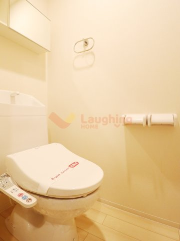 グランディールホーク花畑のトイレ|落ち着いた色調のトイレです