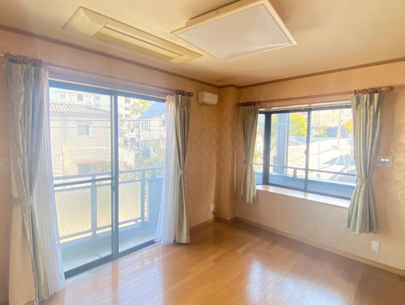 神戸市須磨区若木町4丁目　収益アパート　の洋室