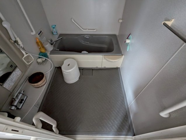 春採6丁目《平屋》中古住宅の浴室