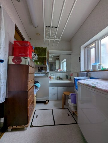 春採6丁目《平屋》中古住宅の洗面所