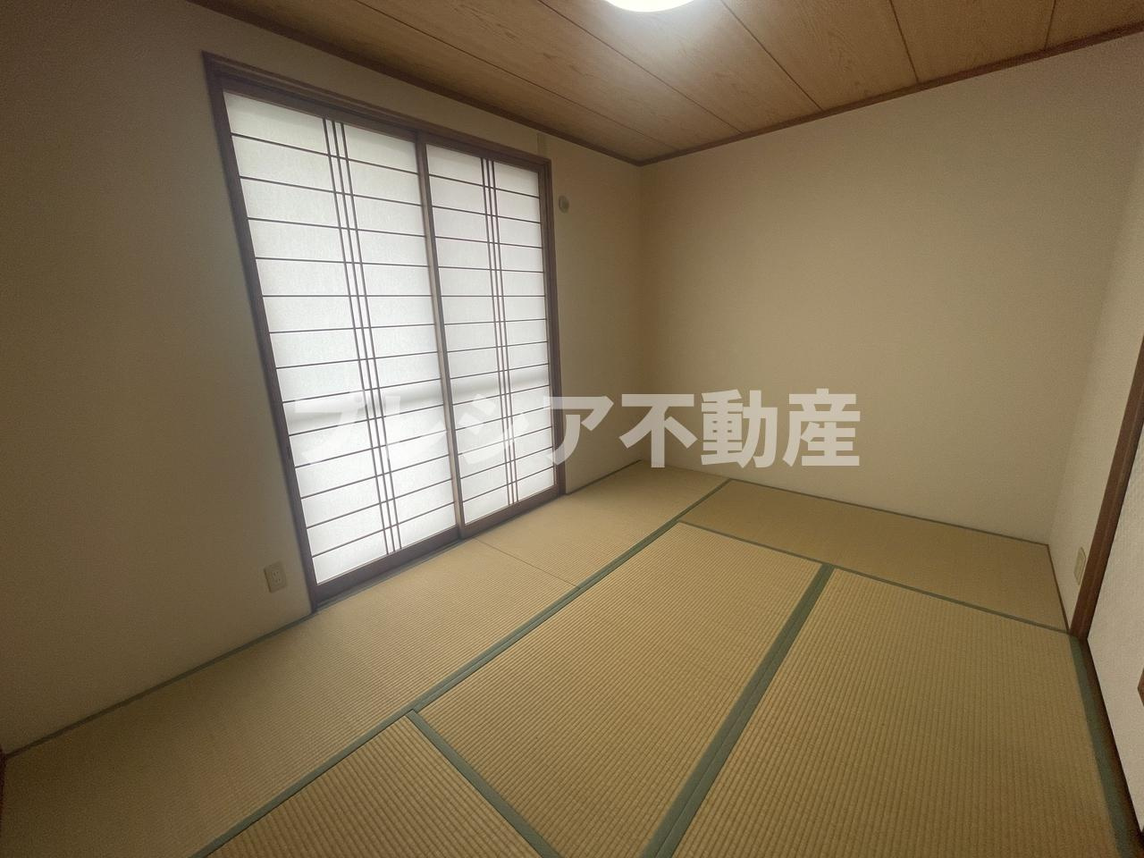 甲子園ハイツの和室
