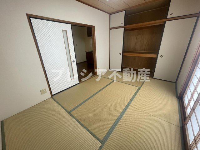 甲子園ハイツの和室