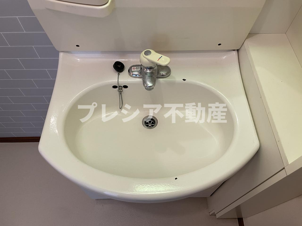 甲子園ハイツの独立洗面台
