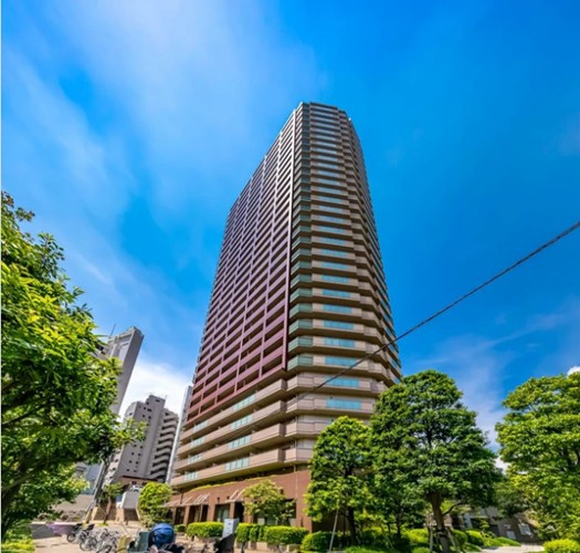 ローレルコート新宿タワーの外観