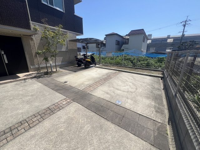 フラハの駐車場