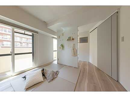 上柳橋ハイタウンの居間・リビング