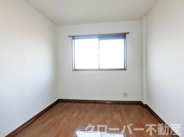 フォブール綾歌の洋室