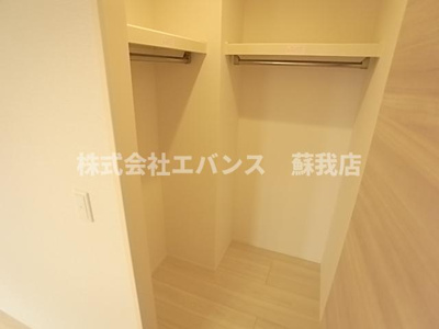 【収納】 | Ｄ-カヴェリ本千葉 | こまごまとしたものを収納できそうですね