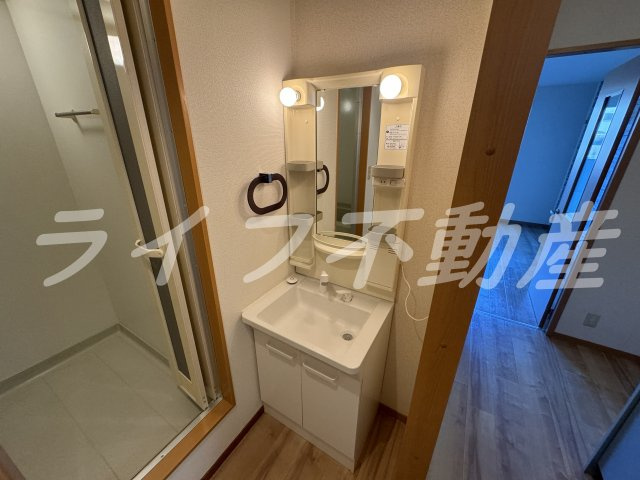 ミラーハイツIIIの独立洗面台|独立洗面化粧台が付いています