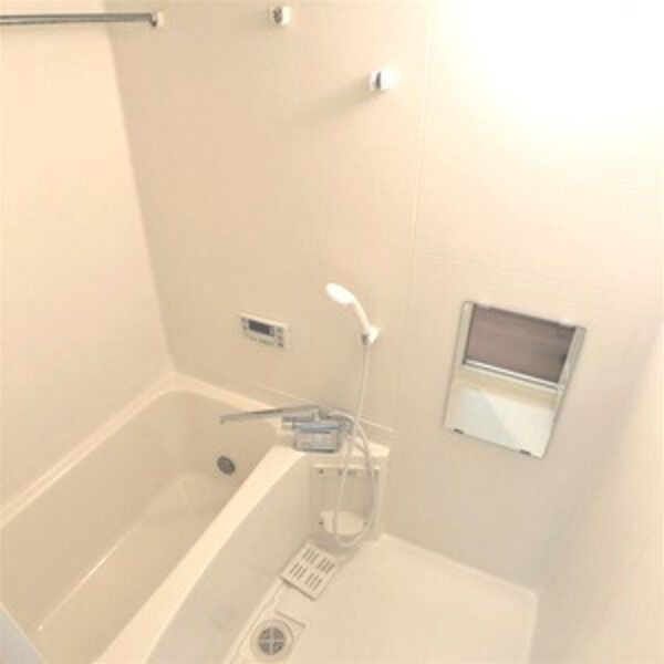 レジデンスTH浄心の浴室