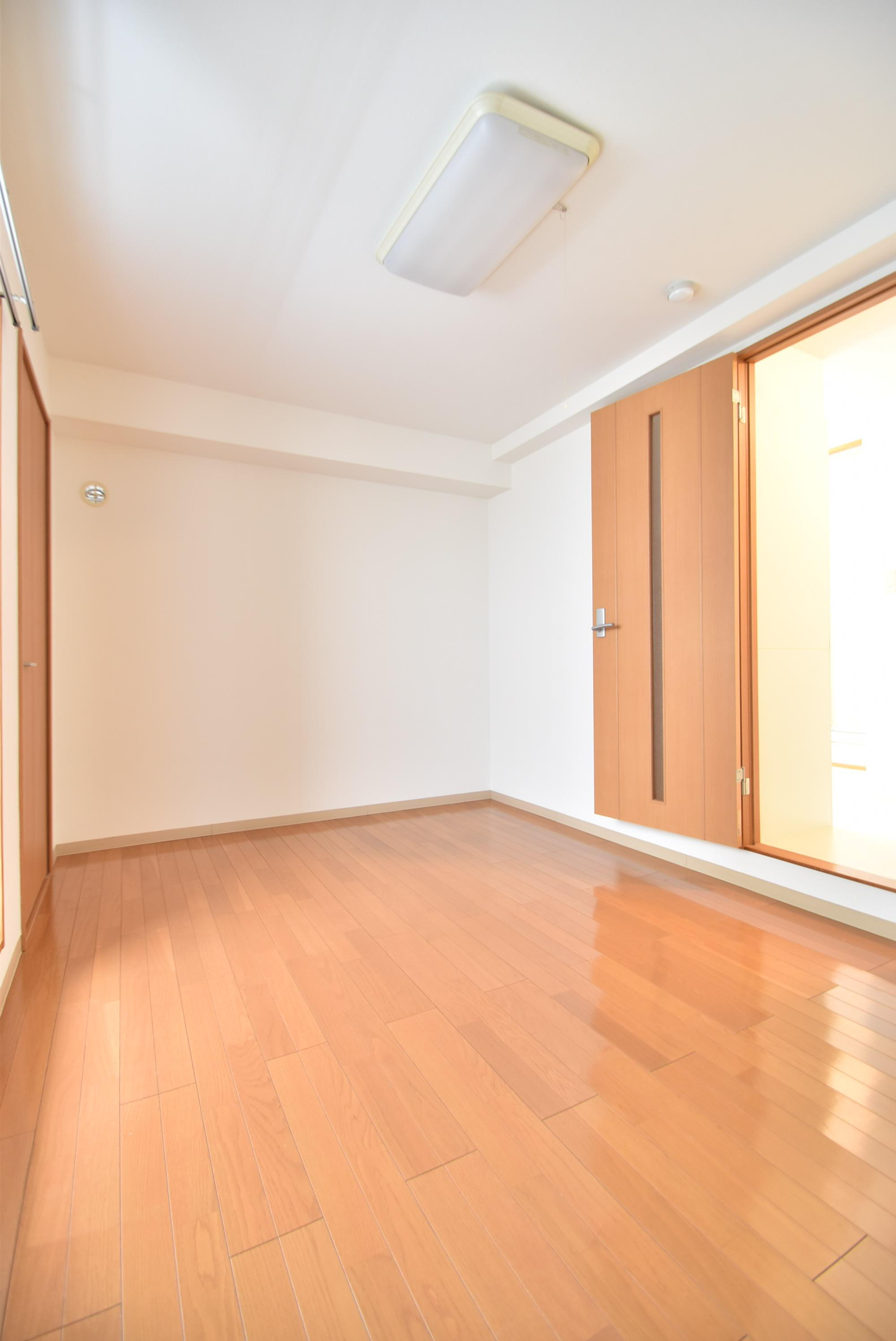 大阪市都島区都島北通２丁目の賃貸マンションの居間・リビング