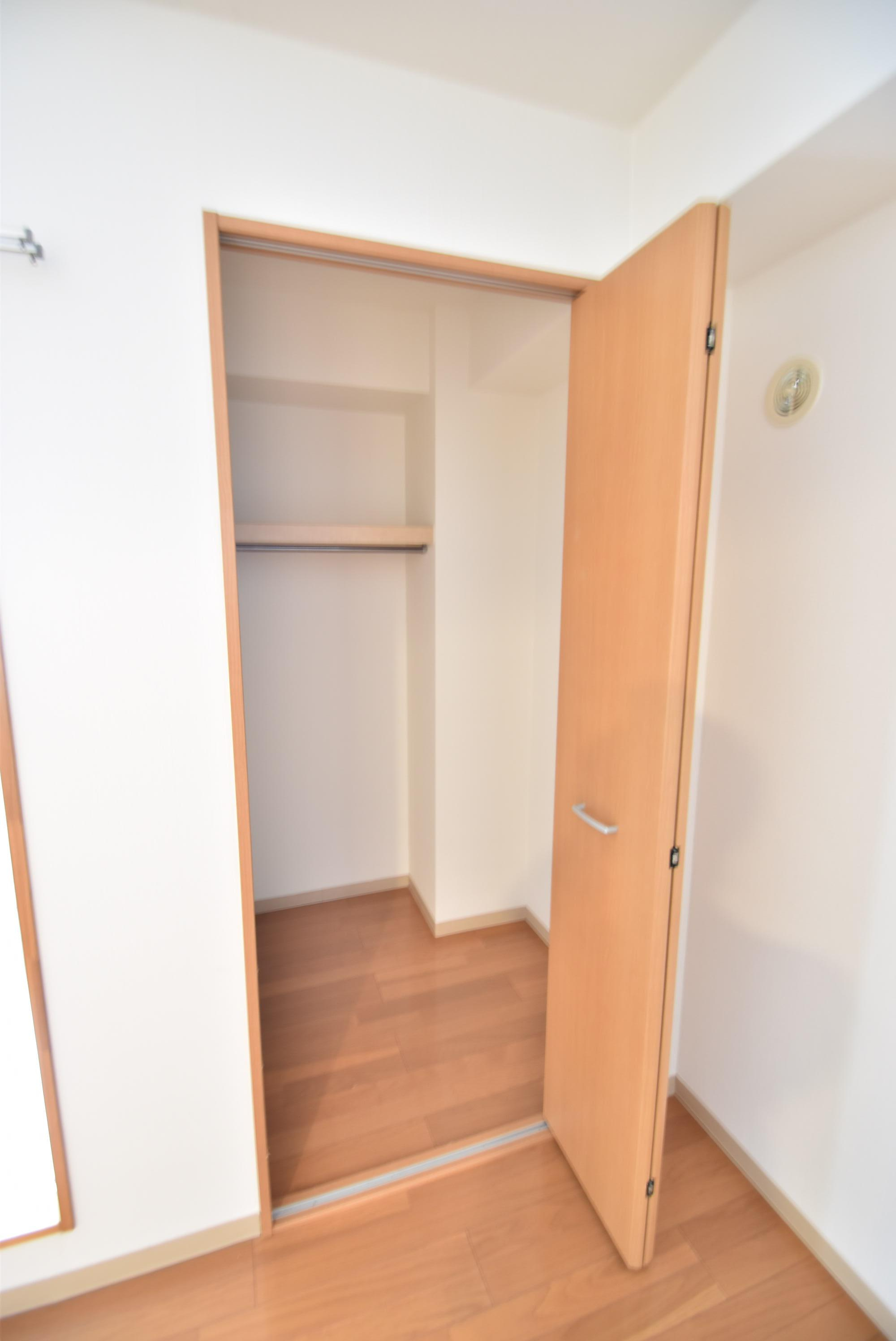 大阪市都島区都島北通２丁目の賃貸マンションの収納