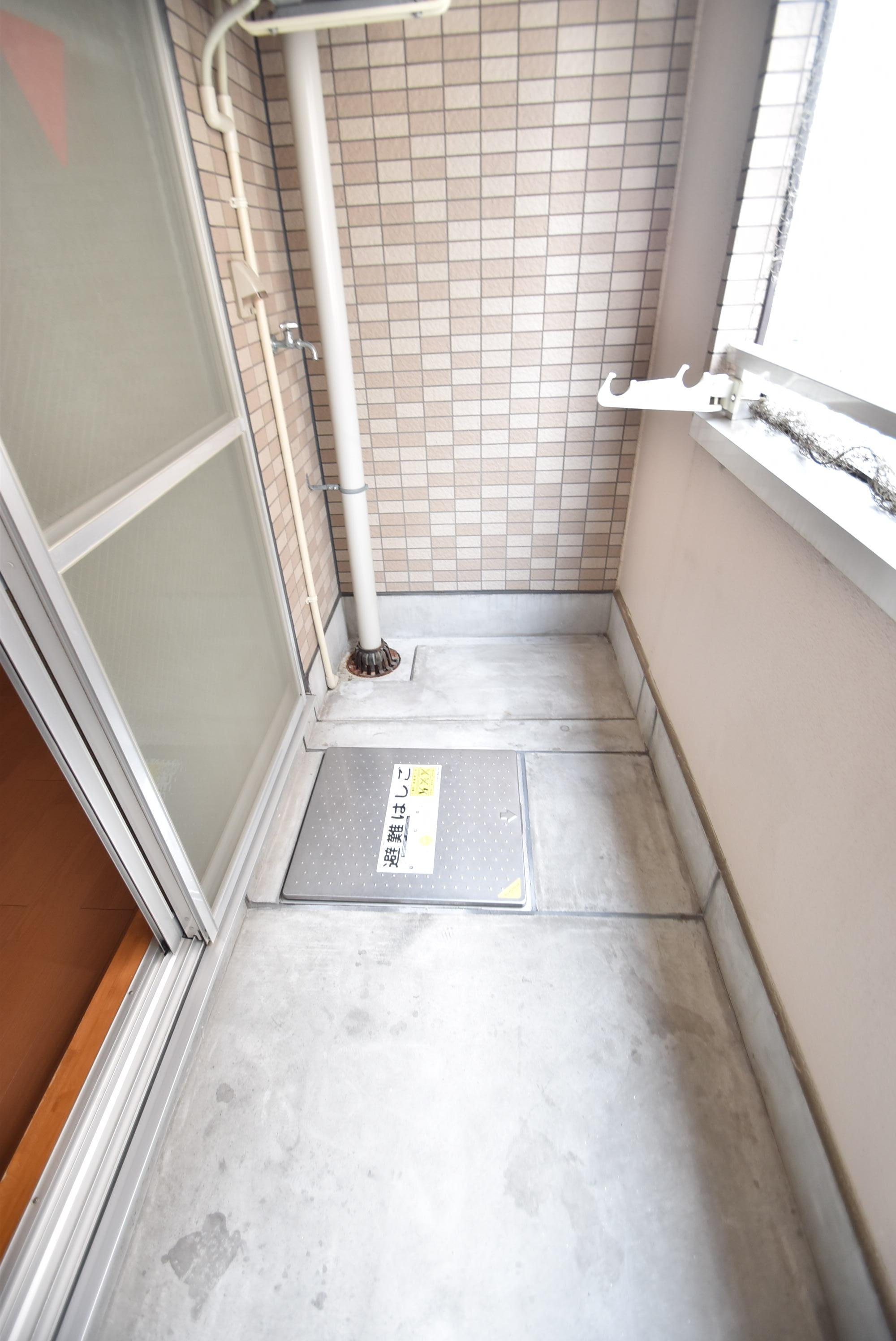 大阪市都島区都島北通２丁目の賃貸マンションのバルコニー