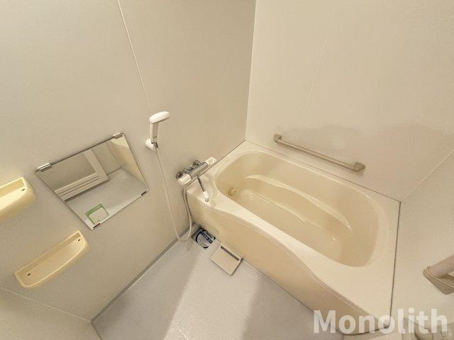 ジョイフル寿の浴室