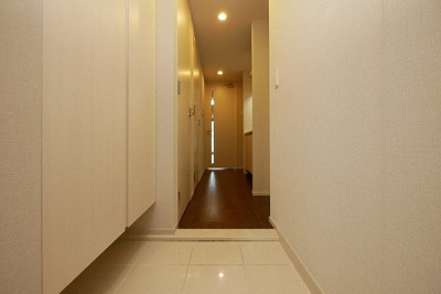 【玄関】 | コンフォリア阿波座 | 玄関です