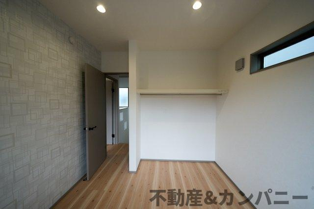 Maison du Mode椿　松山市古川西3丁目の新築戸建の洋室|個人の部屋や寝室として使える洋室です