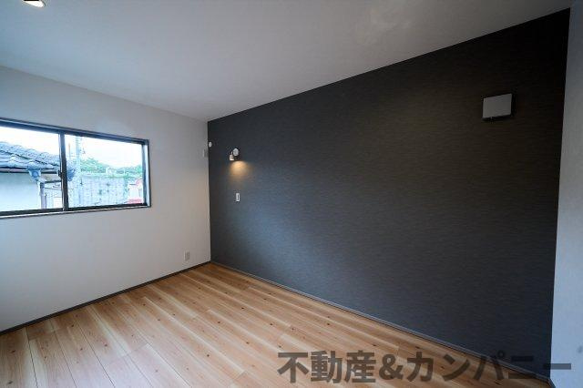Maison du Mode椿　松山市古川西3丁目の新築戸建の洋室|広々とした洋室です