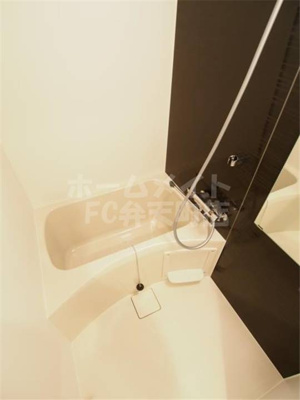 【浴室】 | スワンズシティ中之島クロス | きれいなお風呂です