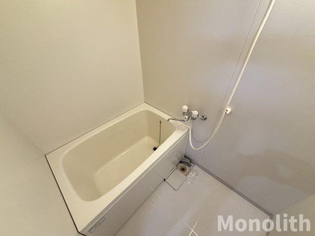 ヴィラロイヤル二色浜の浴室