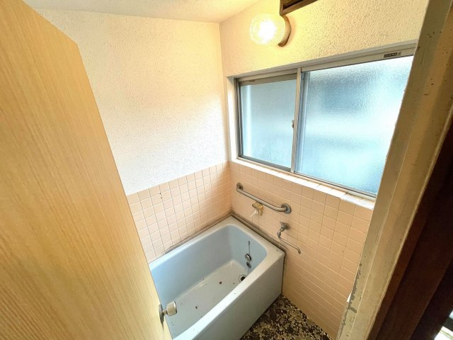 【浴室】 | 桜荘 | ゆったり過ごせるお風呂です