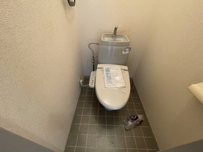 【トイレ】 | サンライフ湖東 | 同タイプ別部屋の写真のため現況を優先します