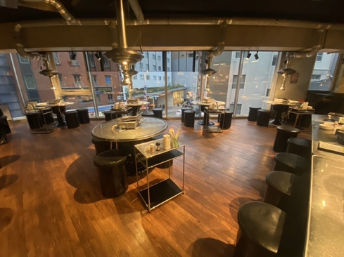 西中洲居抜の内装