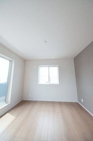 吉島西一丁目の洋室|全居室収納スペース有、お部屋が広く綺麗に使えます