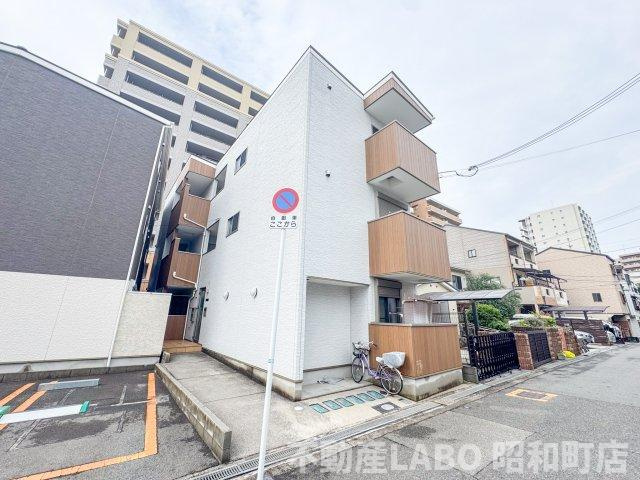 パレス沢ノ町Ⅱ番館の外観