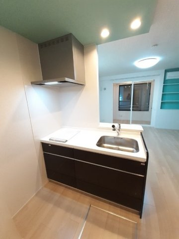 Ｌｉｂｅｒｔｙ東辻のキッチン