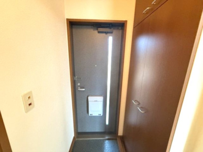 【玄関】 | レトア三軒屋
