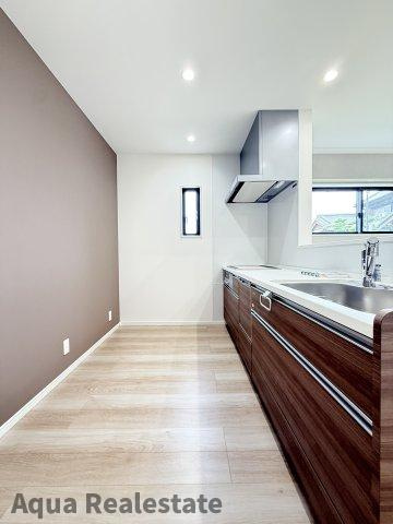 綾歌郡綾川町畑田の新築一戸建のキッチン|キッチンでお料理をお楽しみください