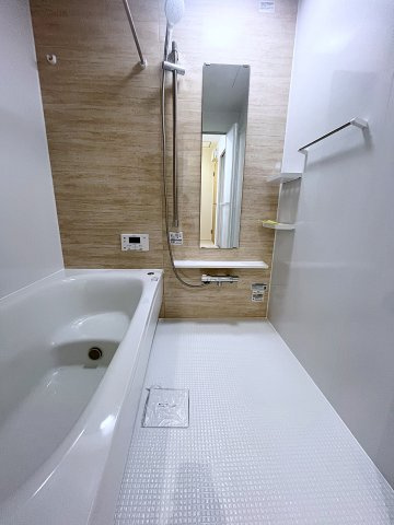 新築戸建・建売　町庭坂字一本杉　GRAFARE　全4棟の浴室