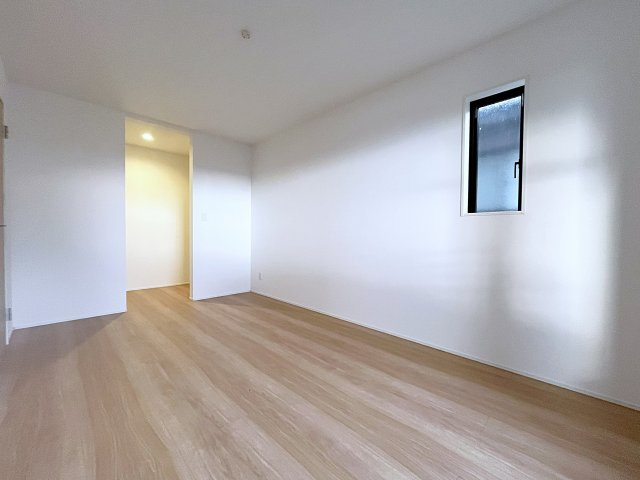 新築戸建・建売　町庭坂字一本杉　GRAFARE　全4棟の洋室