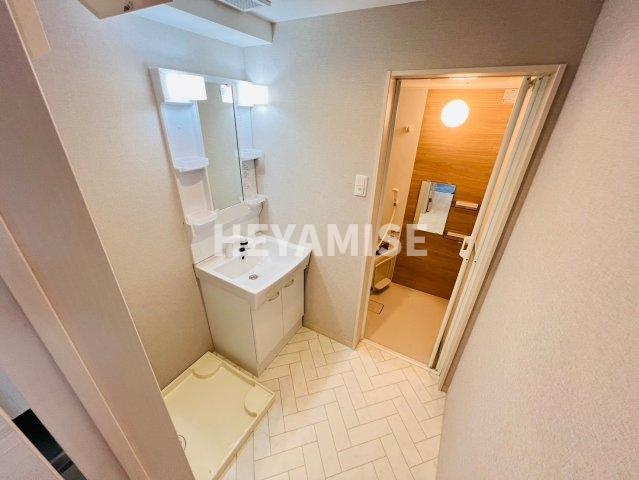 MODERN PALAZZO 大村litmusの洗面所