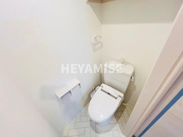 modern palazzo大村litmusのトイレ