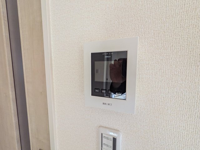 八王子市　下恩方町　新築一戸建て　１８期のセキュリティ|～TVモニター付インターホン　訪問者の確認に便利です～