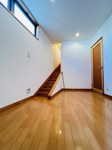 鎌倉、緑と風とデザインと。の洋室