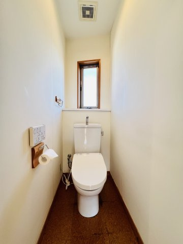 鎌倉、緑と風とデザインと。のトイレ