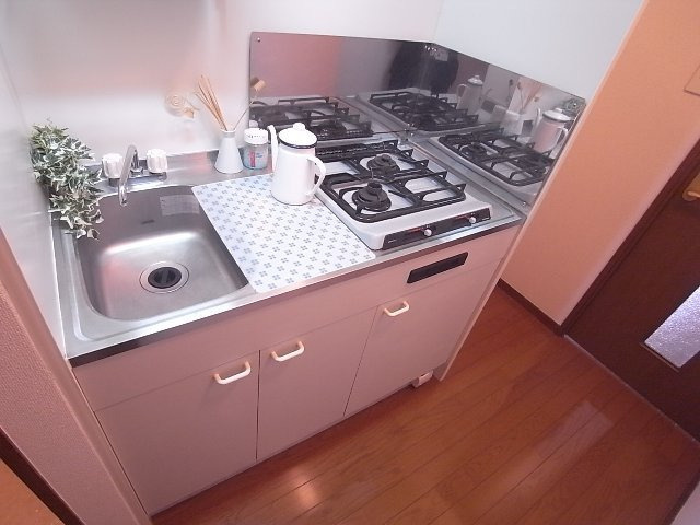 アンプルールフェール18のキッチン