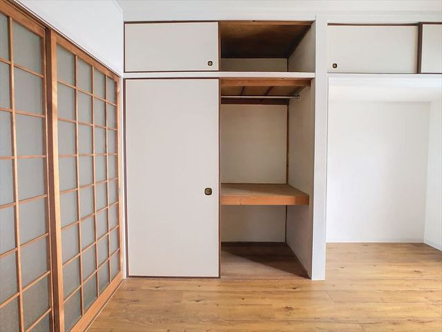 福茂ハイツの収納