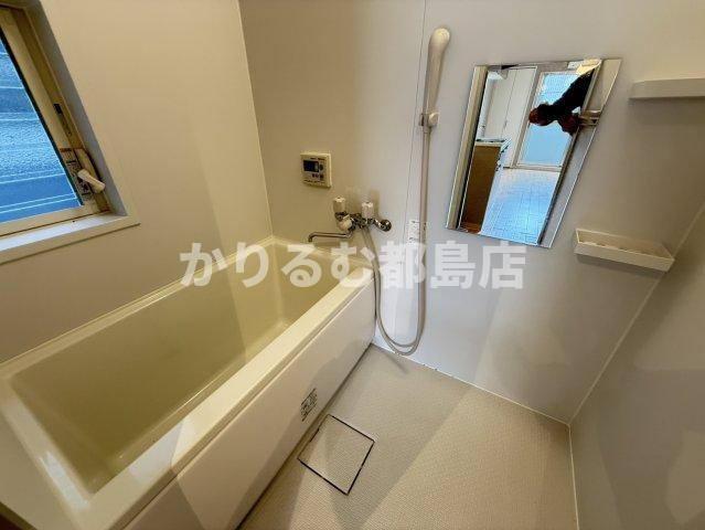 高殿マンションの浴室