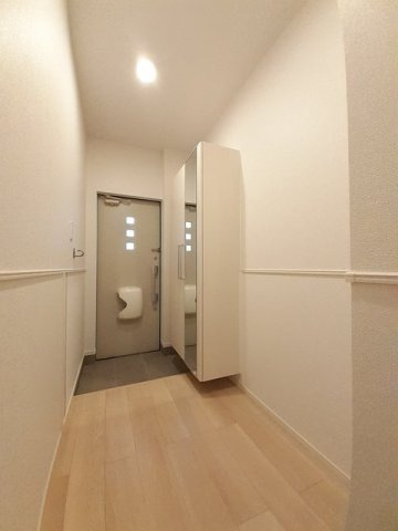 ウィステリアタウンＦの玄関